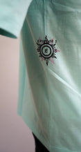 Lade das Bild in den Galerie-Viewer, T-SHIRT &#39;never ending summer&#39; - Cyan
